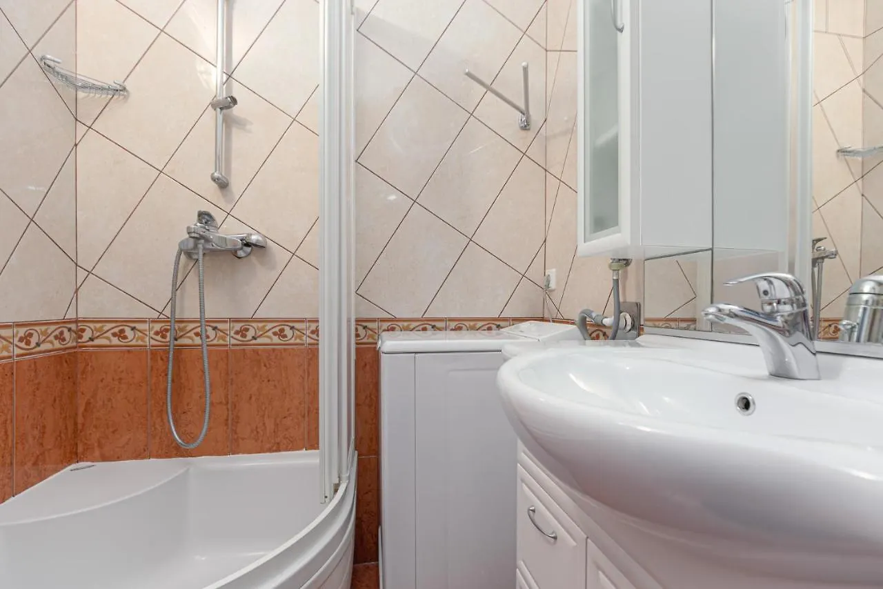 Sanja B4+1 Apartment Porec Croatia